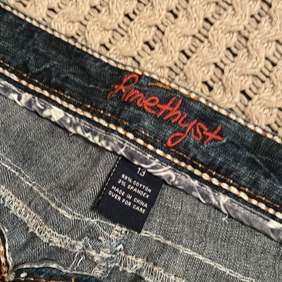 Amethyst jean capris. Size 13 - Picture 2 of 3